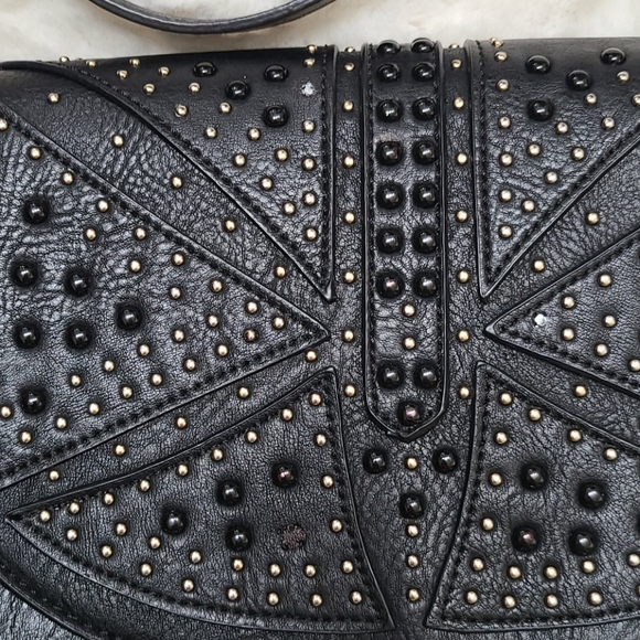 MMS metal studs hand bags w side fringe - Picture 9 of 9